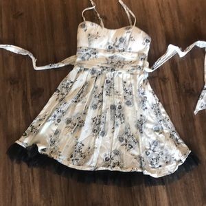 Black and white dress